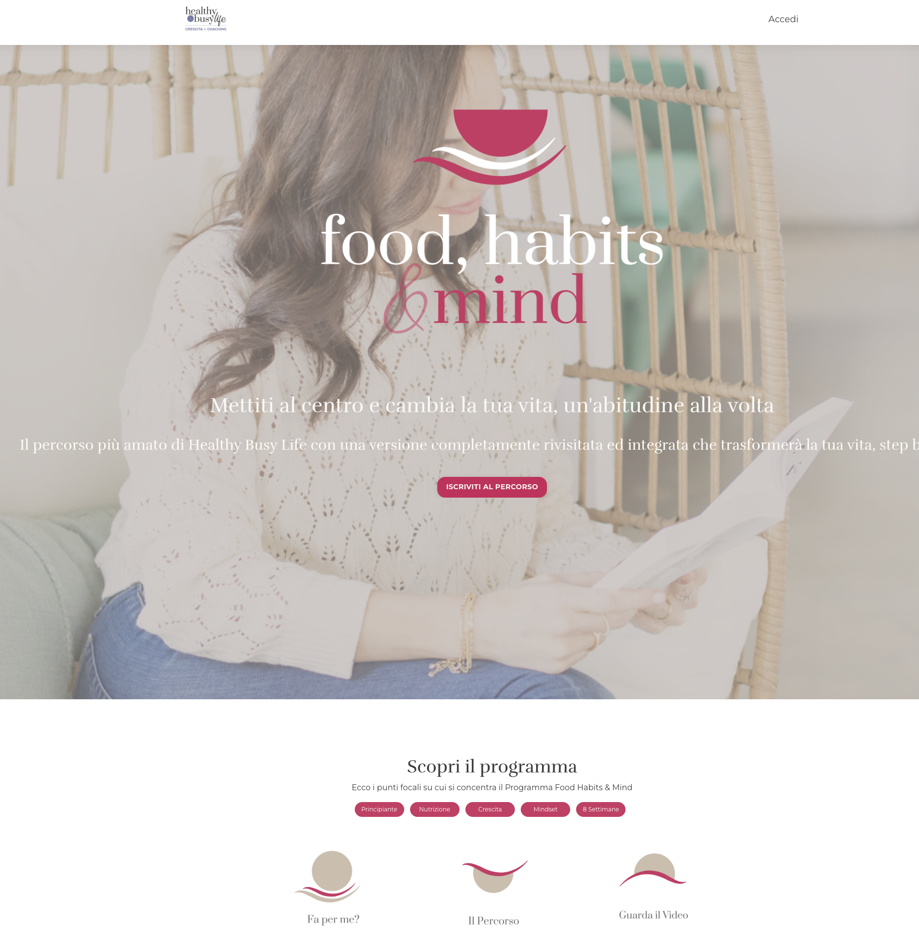 New Food, Habits & Mind landing page header — 'Mettiti al centro e cambia la tua vita, un'abitudine alla volta'.